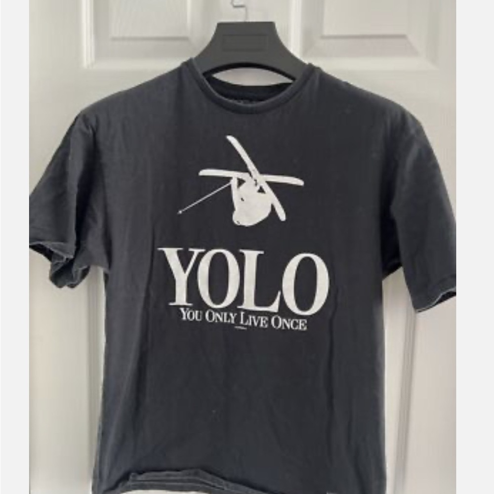 ISO Artcotic YOLO Shirt in XXL!!!!!